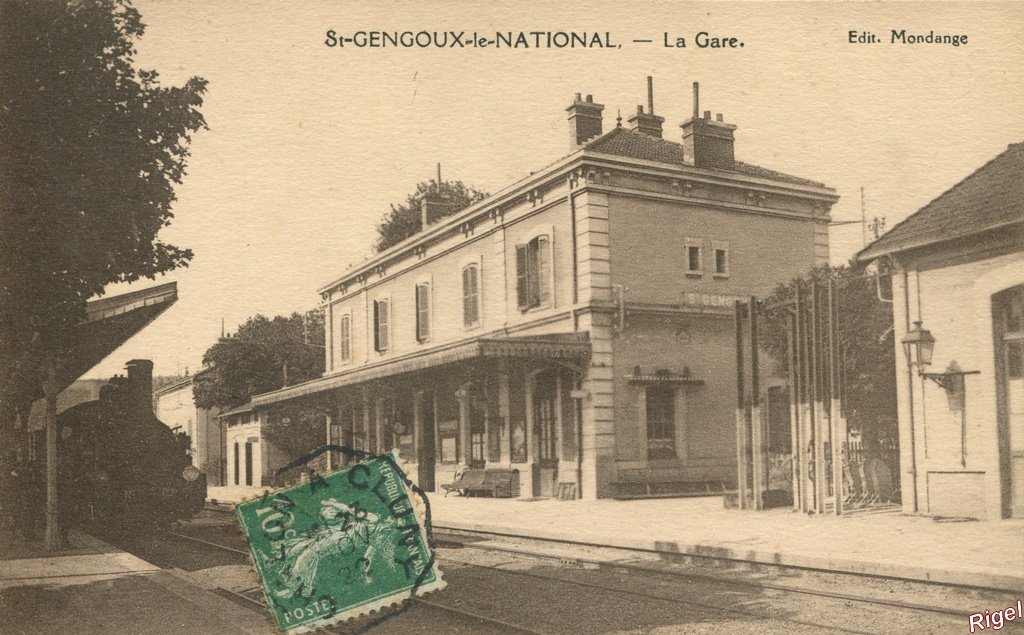 71-St-Gengoux-le-National - La Gare - Edit Mondage.jpg