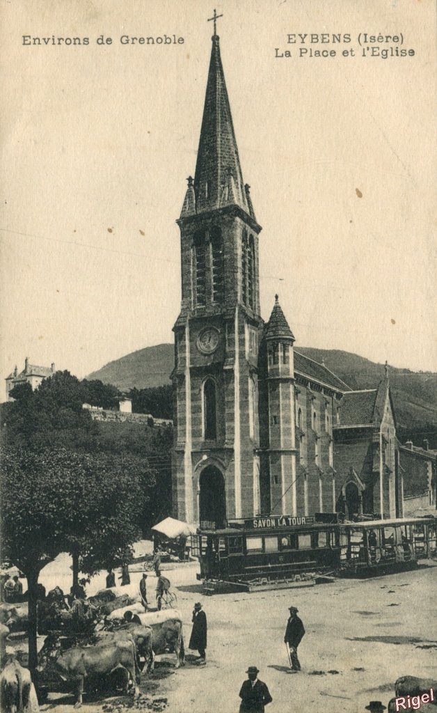 38-Eybens - Place et Eglise - IMP B et C Lyon.jpg
