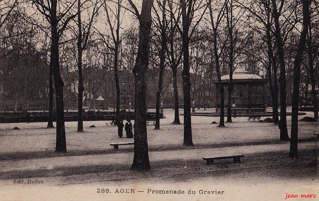 Agen - Promenade du Gravier 288.jpg