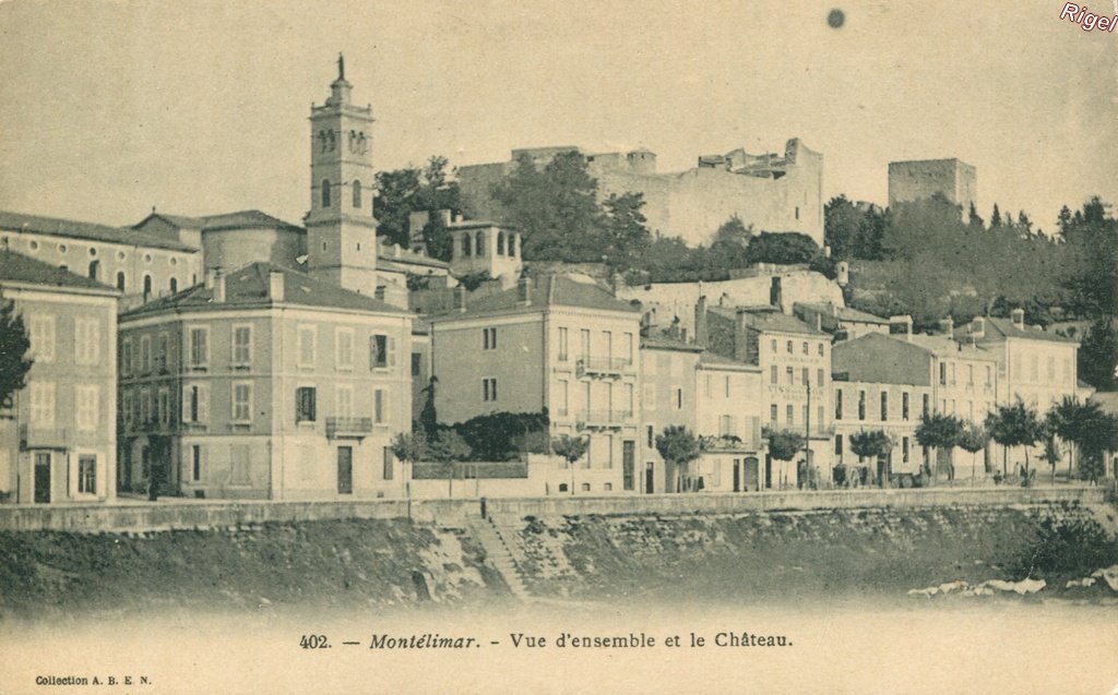 26-Montélimar - Vue Château.jpg