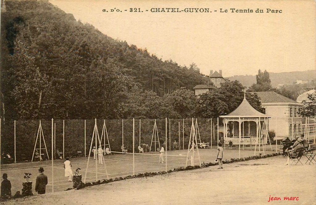 Châtel-Guyon - Le Tennis du Parc.jpg