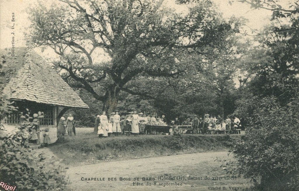 21-Bard-le-Régulier - Chapelle des Bois de Bard - Cliché E Verne - Collection J D.jpg