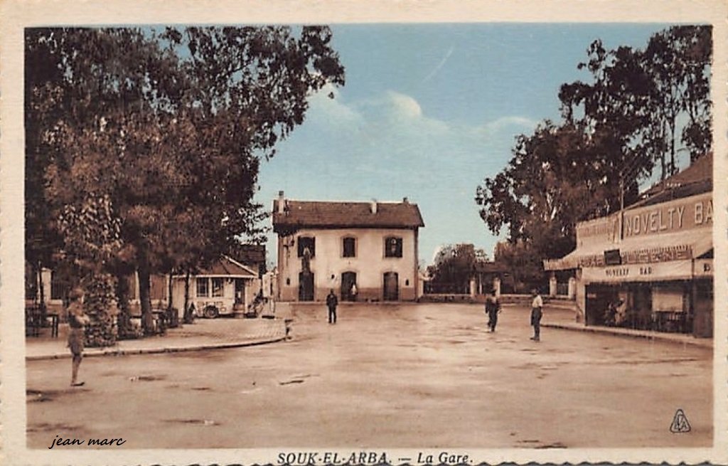 Souk El-Arba - La Gare (EPA Editions Photo-africaines, Alger).jpg