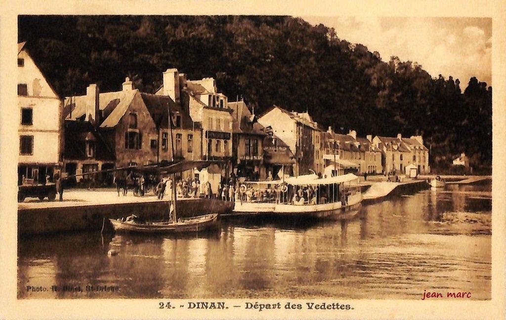 Dinan - Départ des Vedettes.jpg