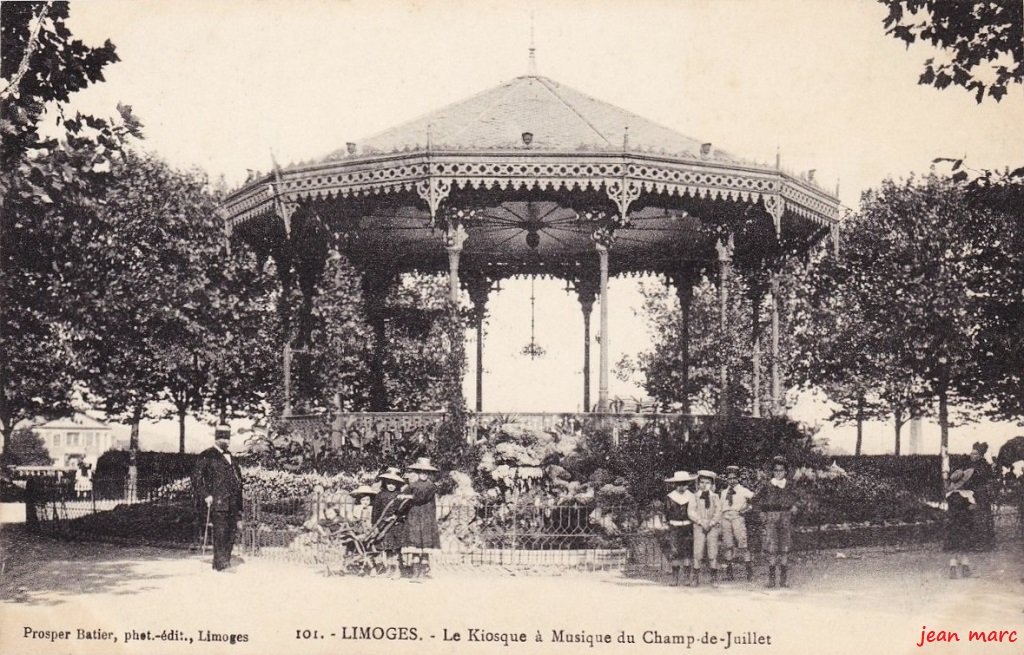 Limoges - Le Kiosque à musique du Champ-de-Juillet 101.jpg