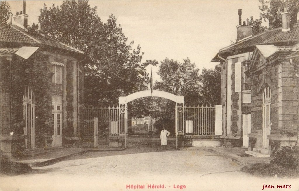 Paris XIXe - Hôpital Hérold - Loge.jpg