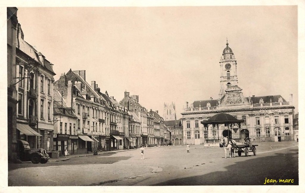 Aire-sur-la-Lys - La Grand'Place (Editions G. Réant, Paris).jpg