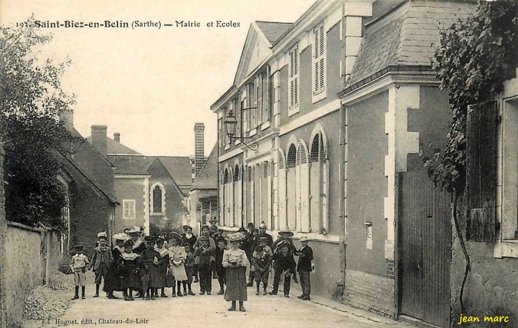 Saint-Biez-en-Belin - Mairie et Ecoles.jpg
