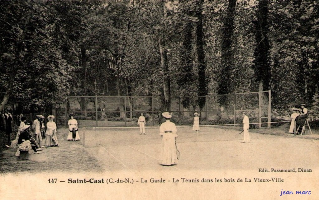 Saint-Cast - La Garde - Le Tennis dans les bois de la Vieux-Ville 147.jpg