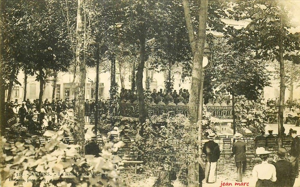 Amiens - Le Kiosque de Musique.jpg