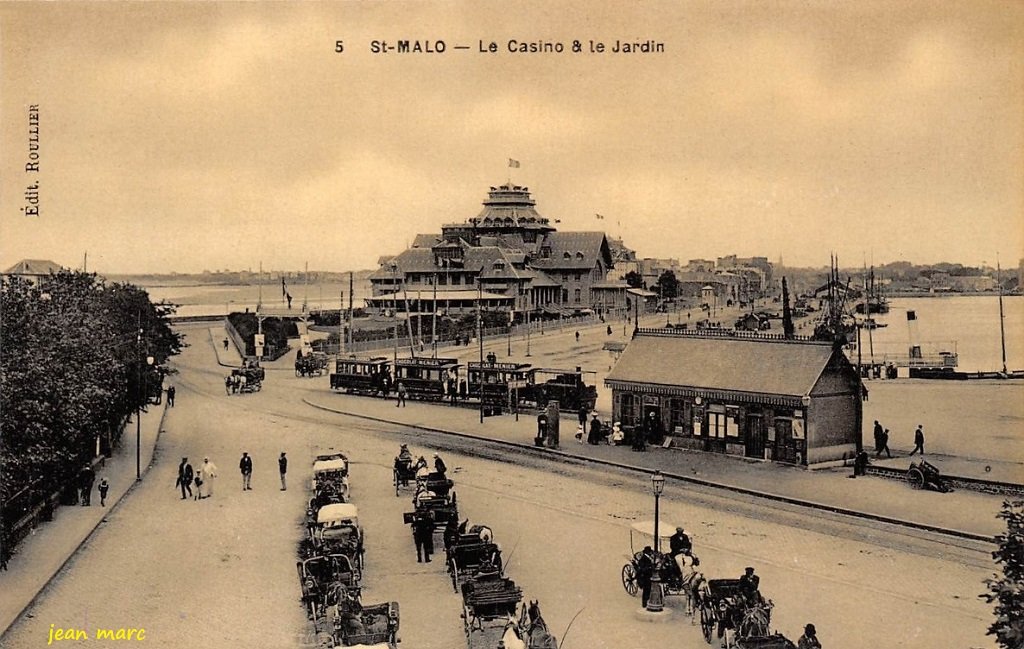 Saint-Malo - Le Casino et le Jardin.jpg