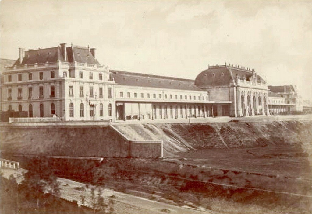 Milan 1 Stazione Centrale 1864.jpg