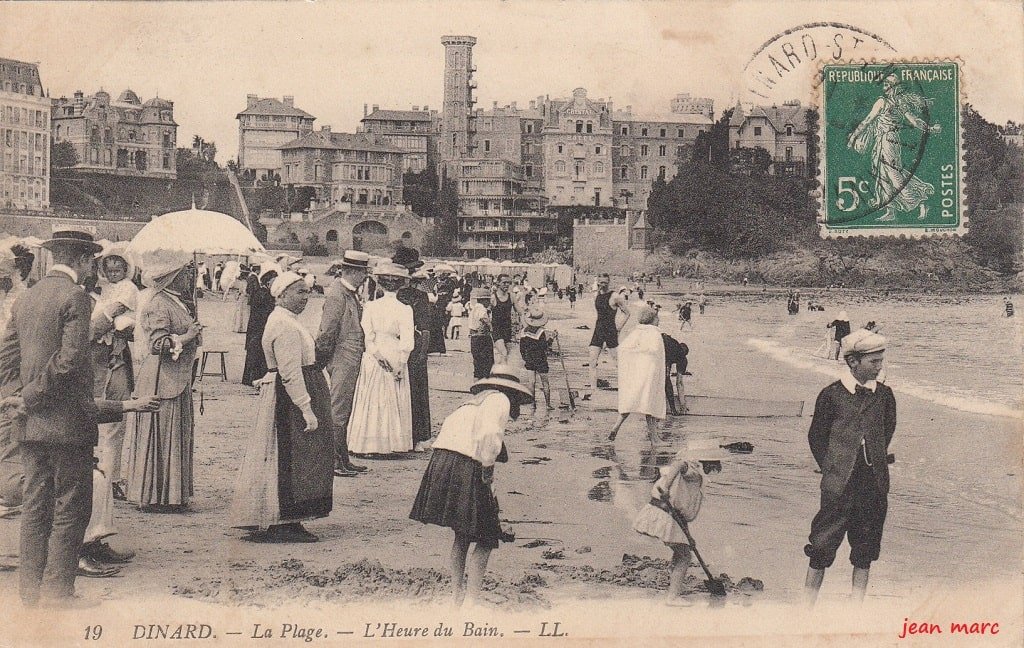 Dinard - La Plage - L'Heure du bain.jpg