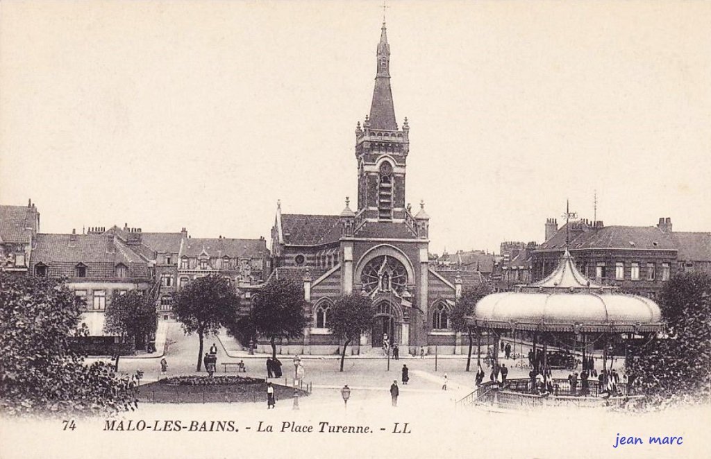 Malo-les-Bains - La Place Turenne.jpg