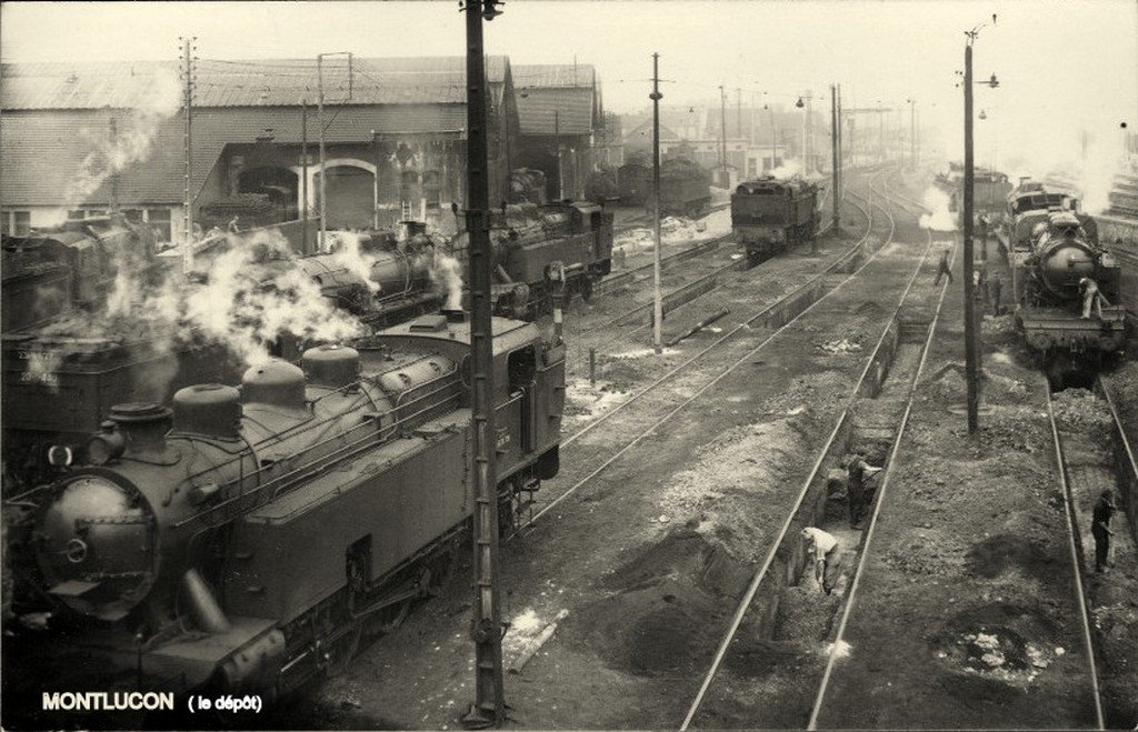 03 - Montluçon en 1950 CP.jpg