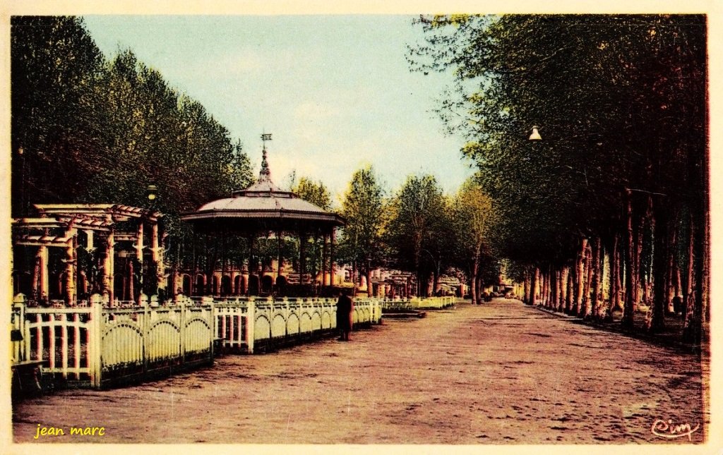 Agen - Promenade du Gravier - Les Pergolas (CIM Combier Imp. Mâcon).jpg