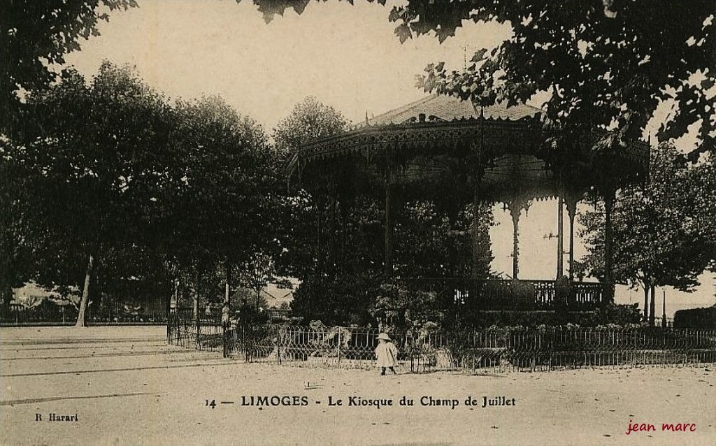 Limoges - Le Kiosque du Champ de Juillet.jpg