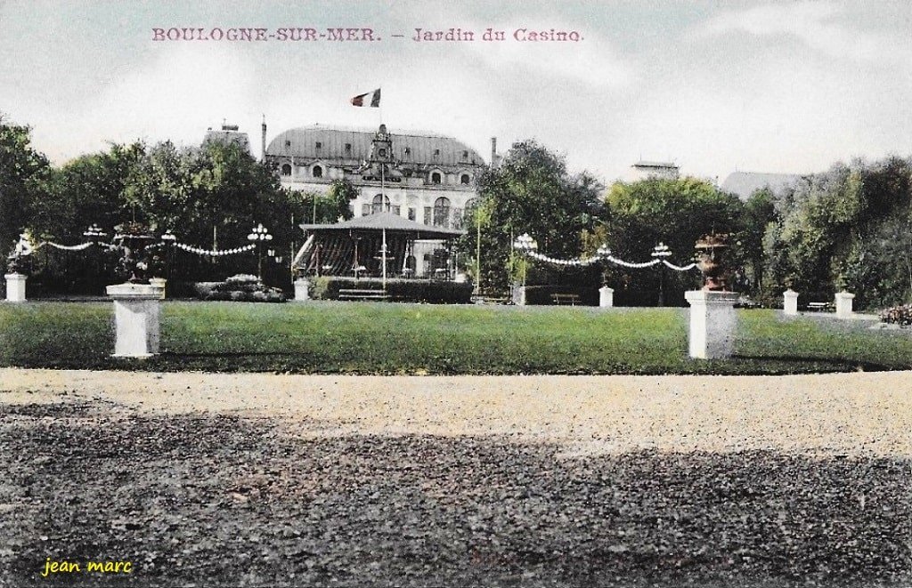 Boulogne-sur-Mer - Jardin du Casino.jpg