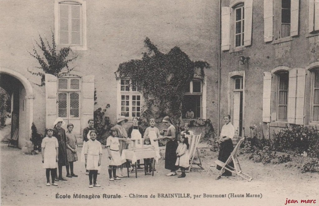 Brainville - Le Château - Ecole ménagère rurale.jpg