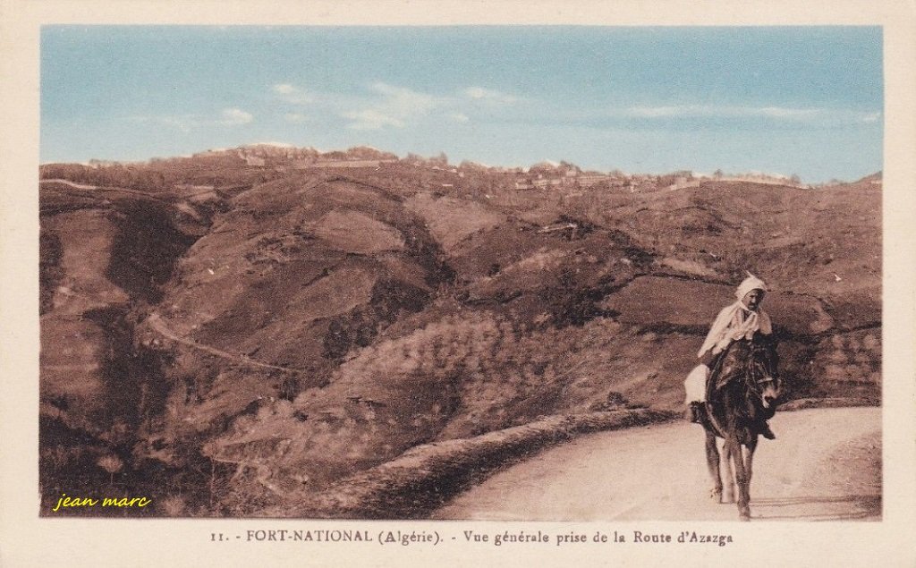 Fort-National - Vue générale prise de la Route d'Azazga.jpg