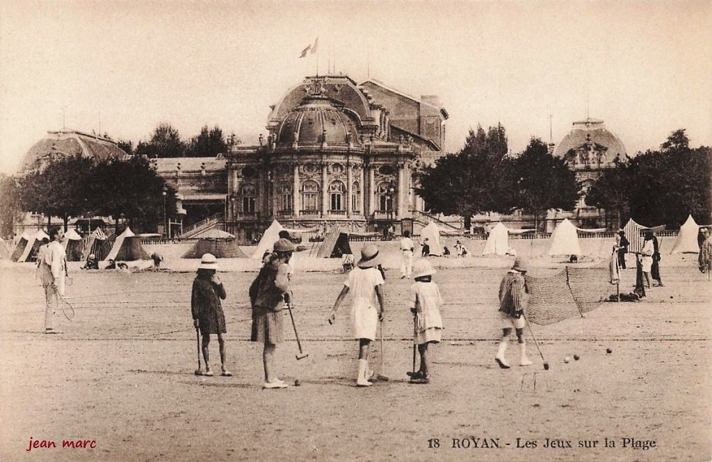 Royan - Les Jeux sur la Plage.jpg