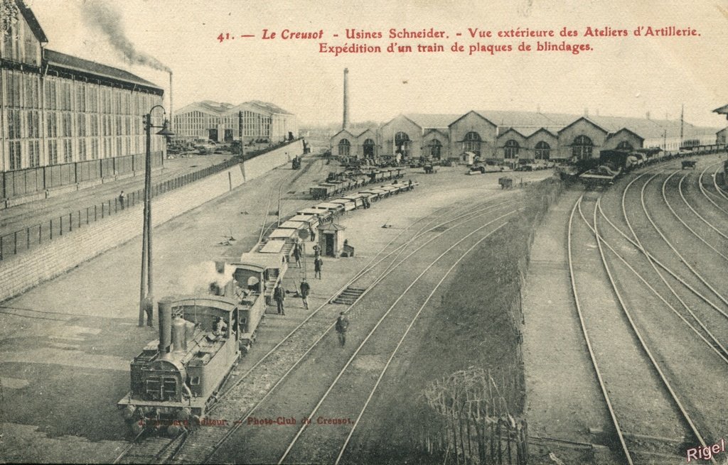 71-Le Creusot - Usines Schneider - Expédition d'un train.jpg