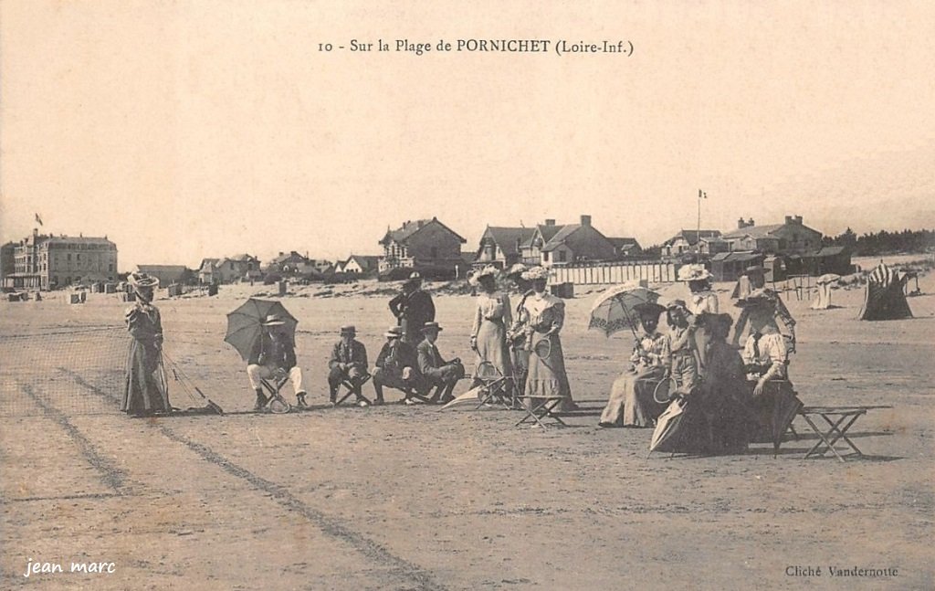 Pornichet - Joueurs de Tennis sur la Plage.jpg