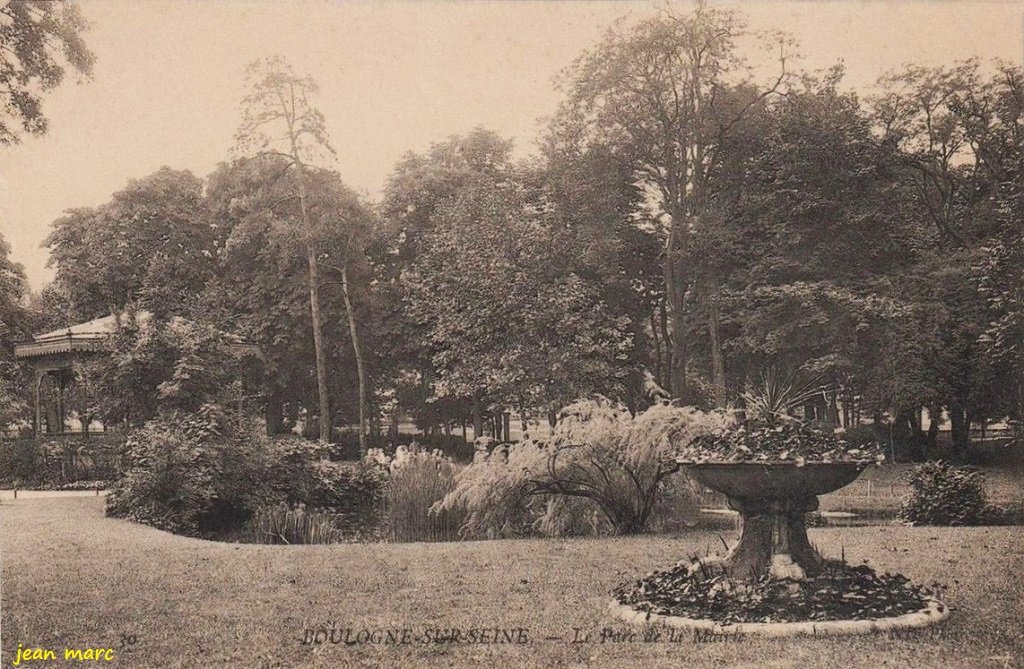 Boulogne-sur-Seine - Le Parc de la Mairie.jpg