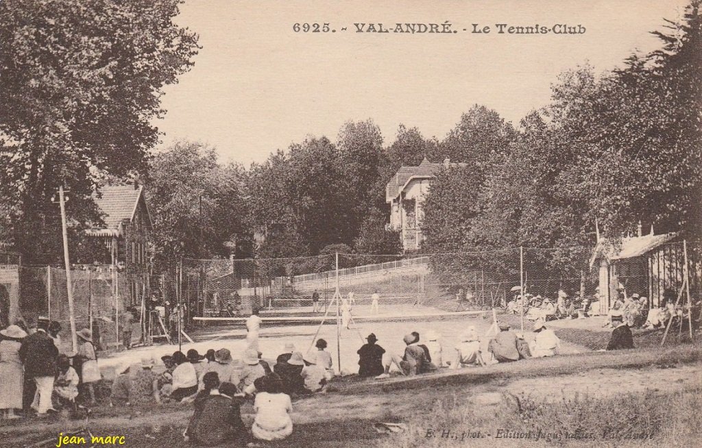 Val-André - Le Tennis-Club.jpg