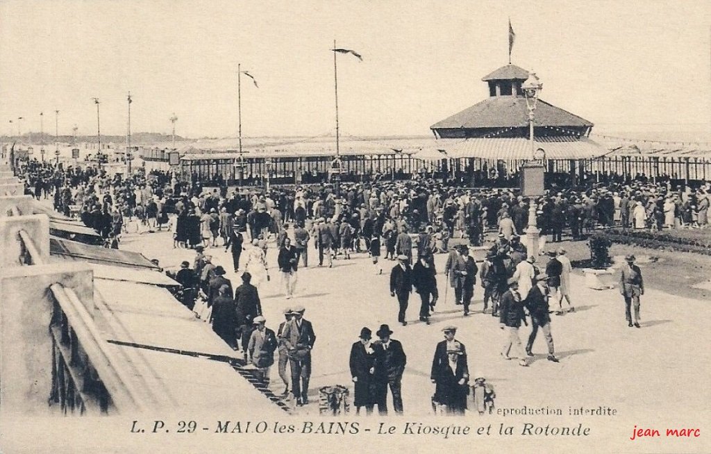 Malo-les-Bains - Le Kiosque et la Rotonde.jpg