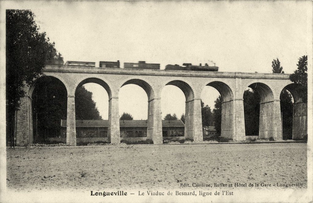 77 - Longueville - le viaduc (3) Cassière.jpg
