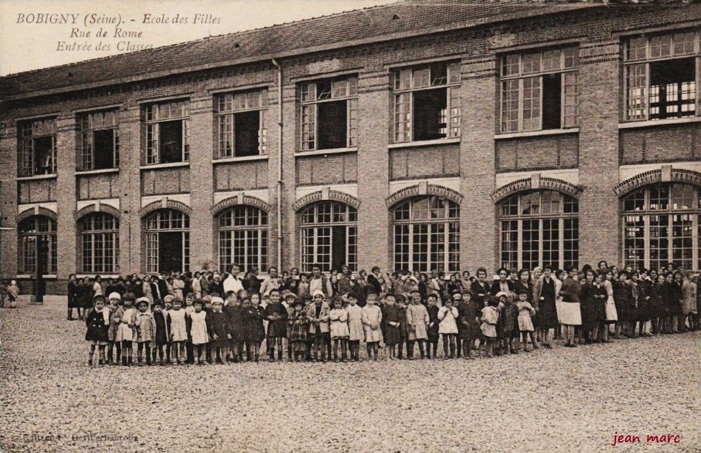 Bobigny - Ecole des Filles.jpg