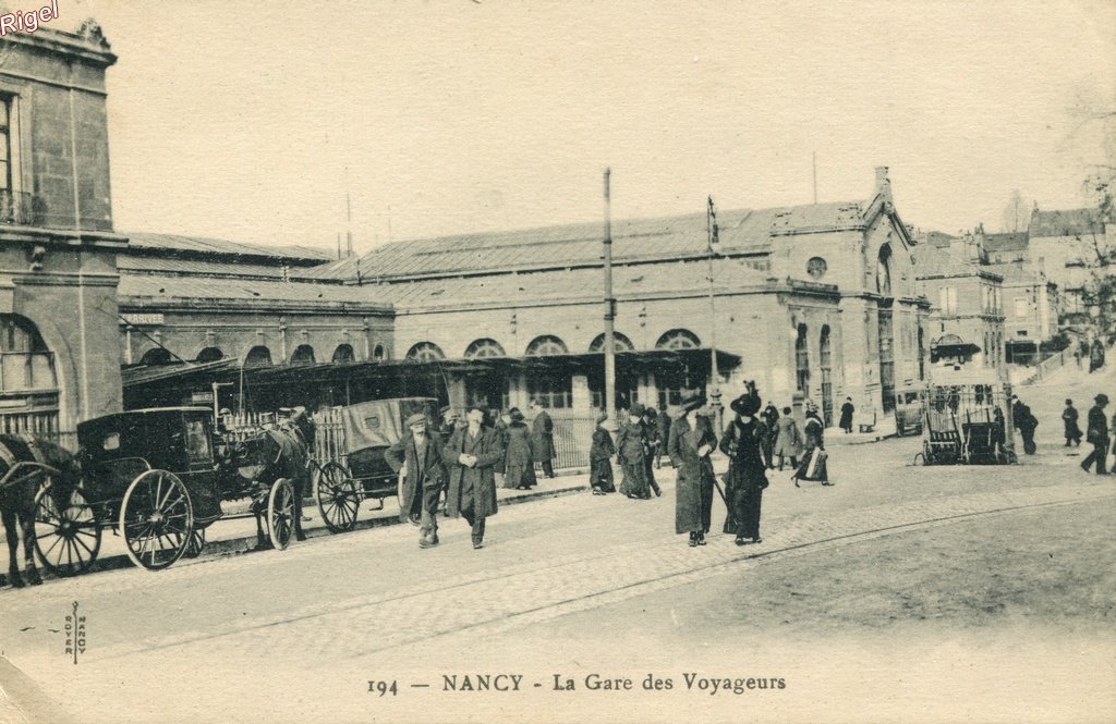 54-Nancy - Gare Voyageurs - 194 Royer.jpg