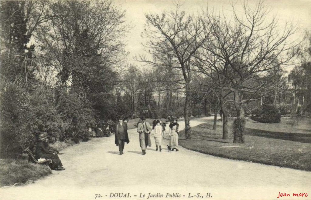 Douai - Le Jardin Public.jpg
