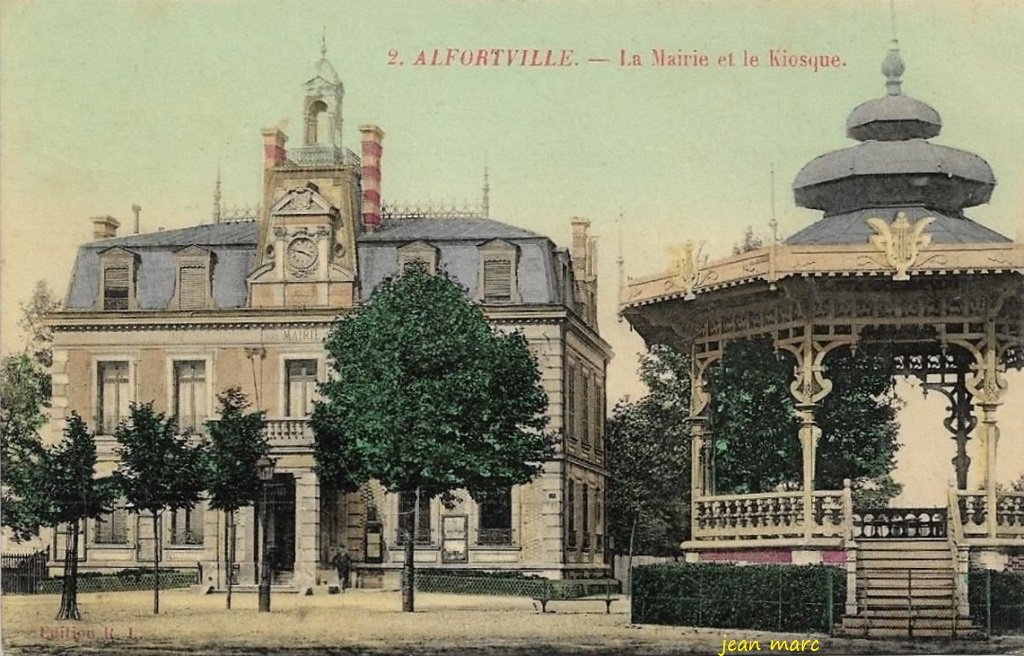 Alfortville - La Mairie et le Kiosque.jpg
