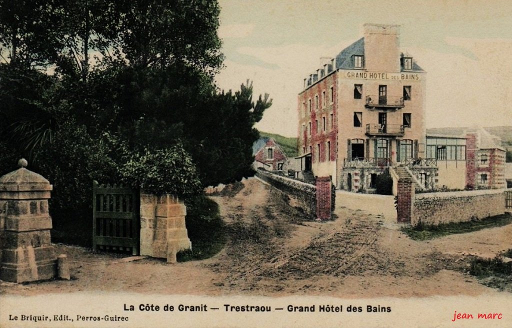 Trestraou - Grand Hôtel des Bains.jpg