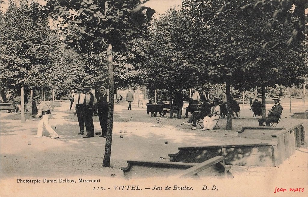 Vittel - Jeu de Boules.jpg