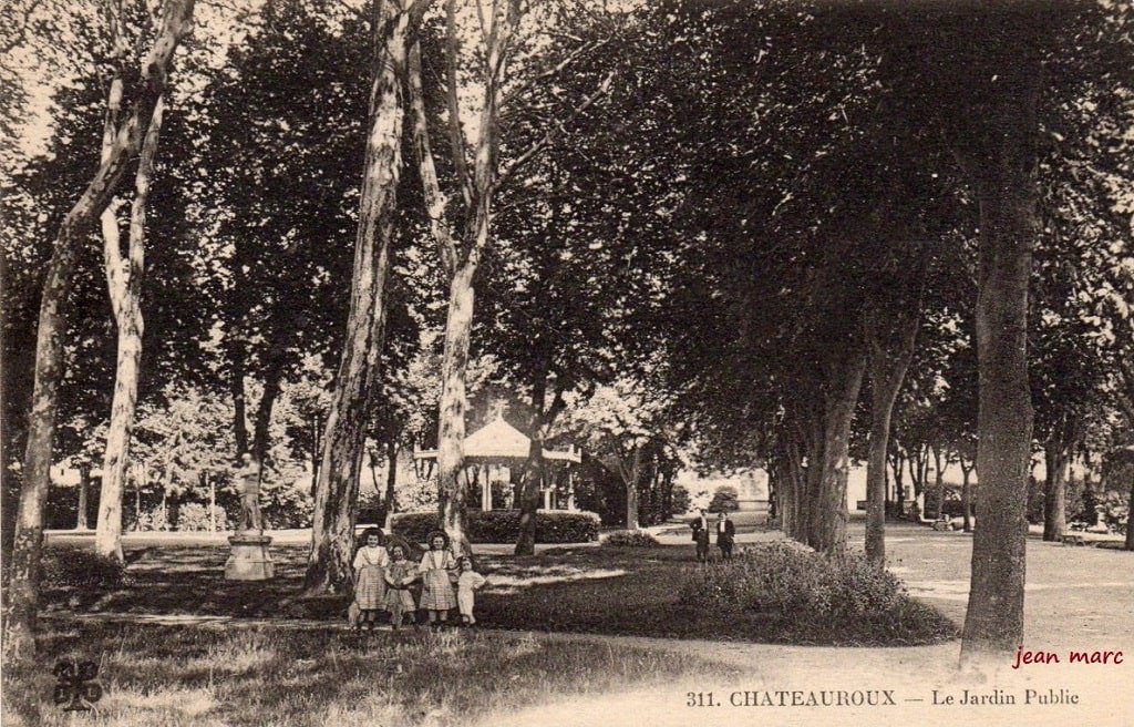 Châteauroux - Le Jardin public.jpg