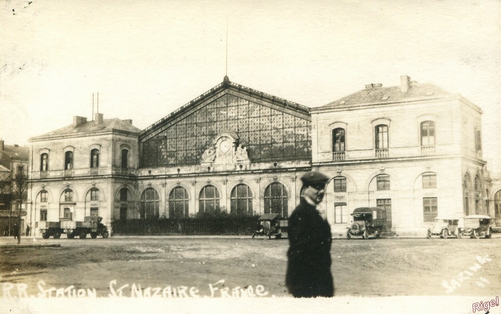 44-St-Nazaire - RR Station - Carte-Photo Américaine - vers 1917.jpg