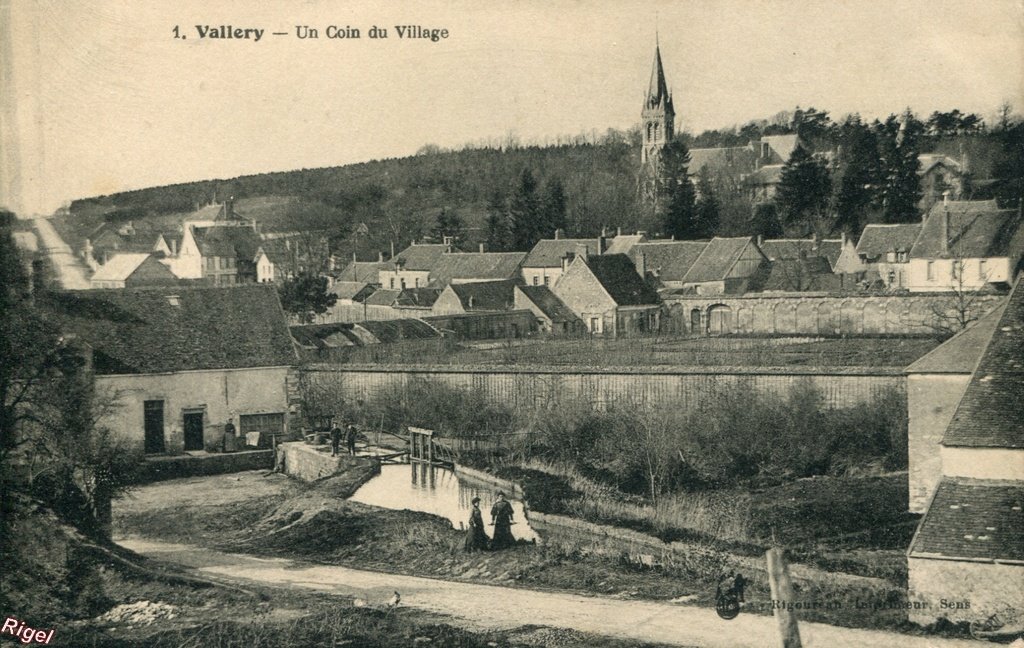89-Vallery - Un Coin du Village -n°1.jpg