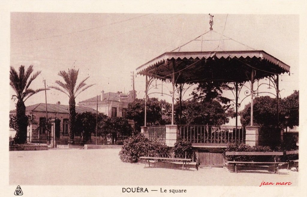Douéra - Le Square.jpg