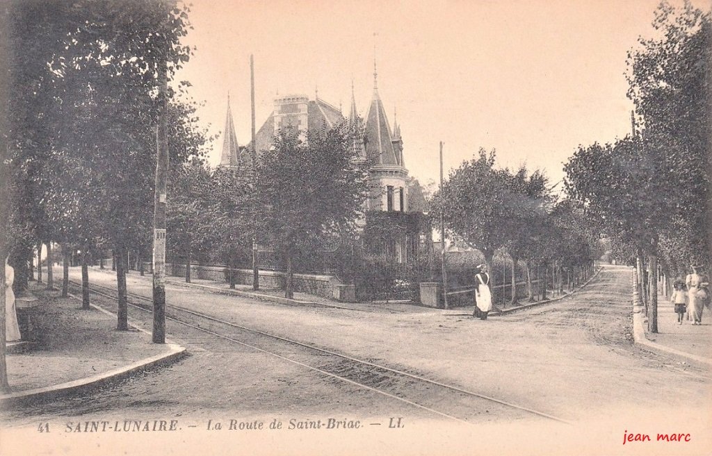 Saint-Lunaire - La Route de Saint-Briac.jpg
