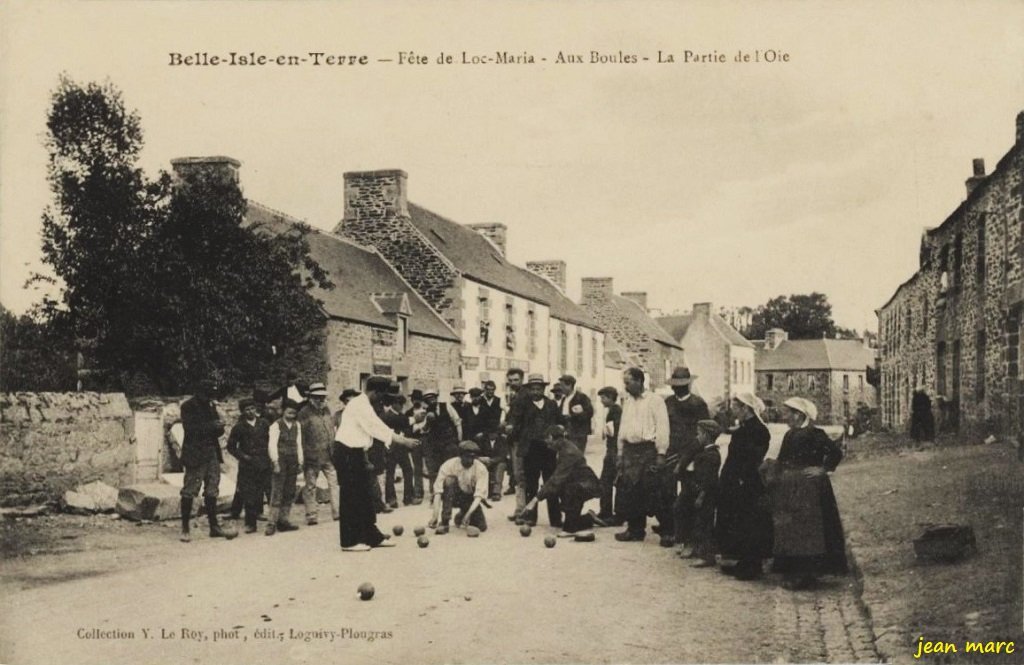 Belle-Isle-en-Terre - Fête de Loc Maria - Aux Boules - La partie de l'Oie.jpg