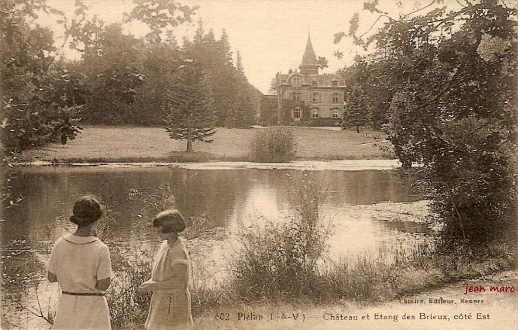 Plélan-le-Grand - Château et étang des Brieux.jpg