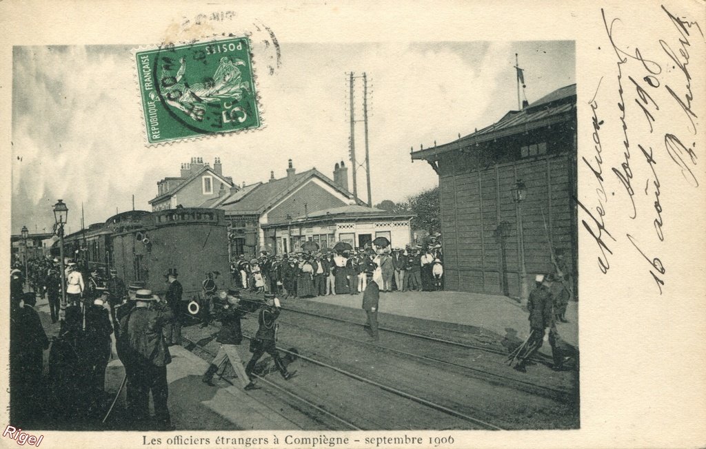 60-Compiègne - Officiers étrangers - Gare - Septembre 1906 - Decelle.jpg