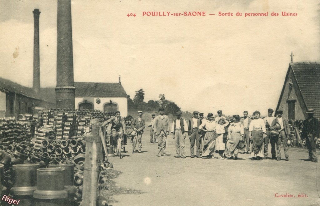 21-Pouilly-sur-Saone - Sortie du Personnel des Usines - 404 Cavelier édit.jpg