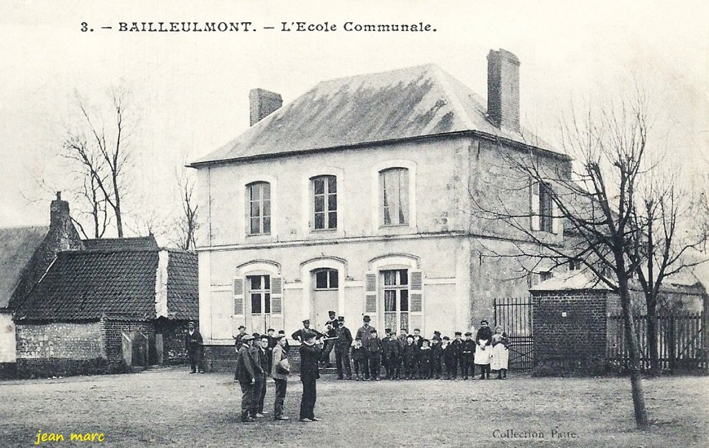 Bailleulmont - L'École communale.jpg