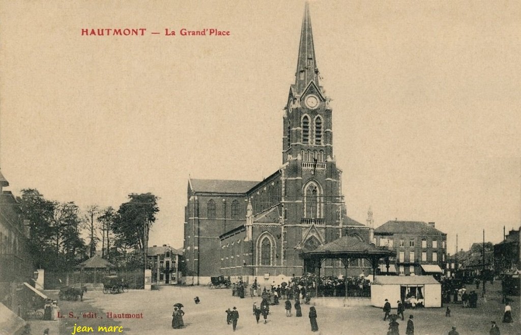 Hautmont - La Grand'Place.jpg