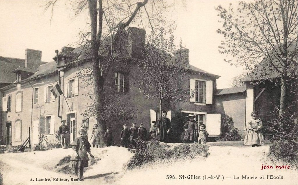 Saint-Gilles - La Mairie et l'École.jpg