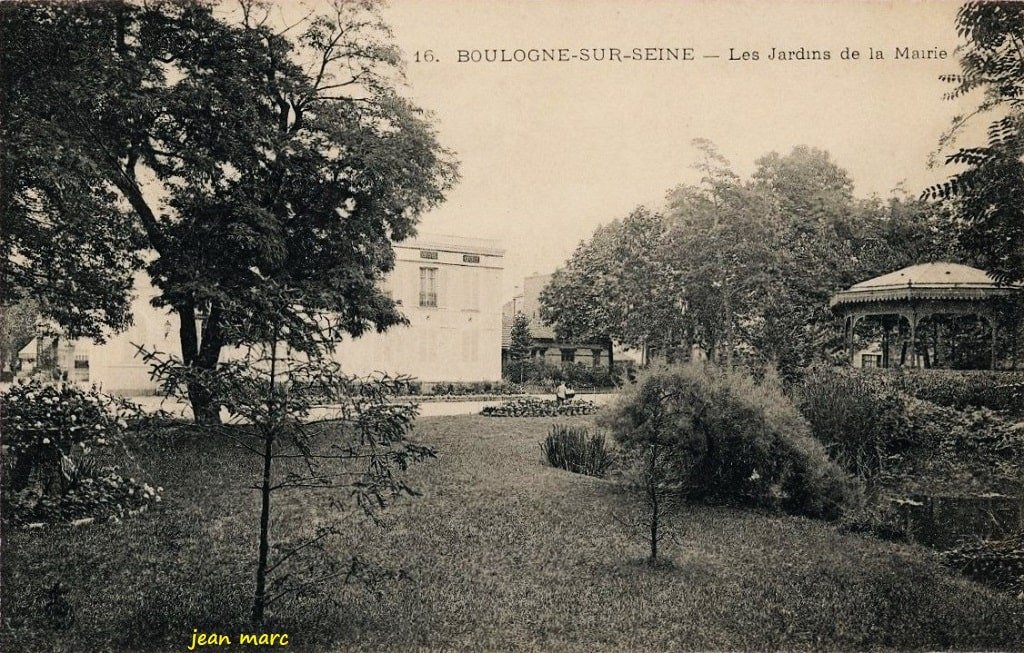 Boulogne-sur-Seine - Les Jardins de la Mairie.jpg